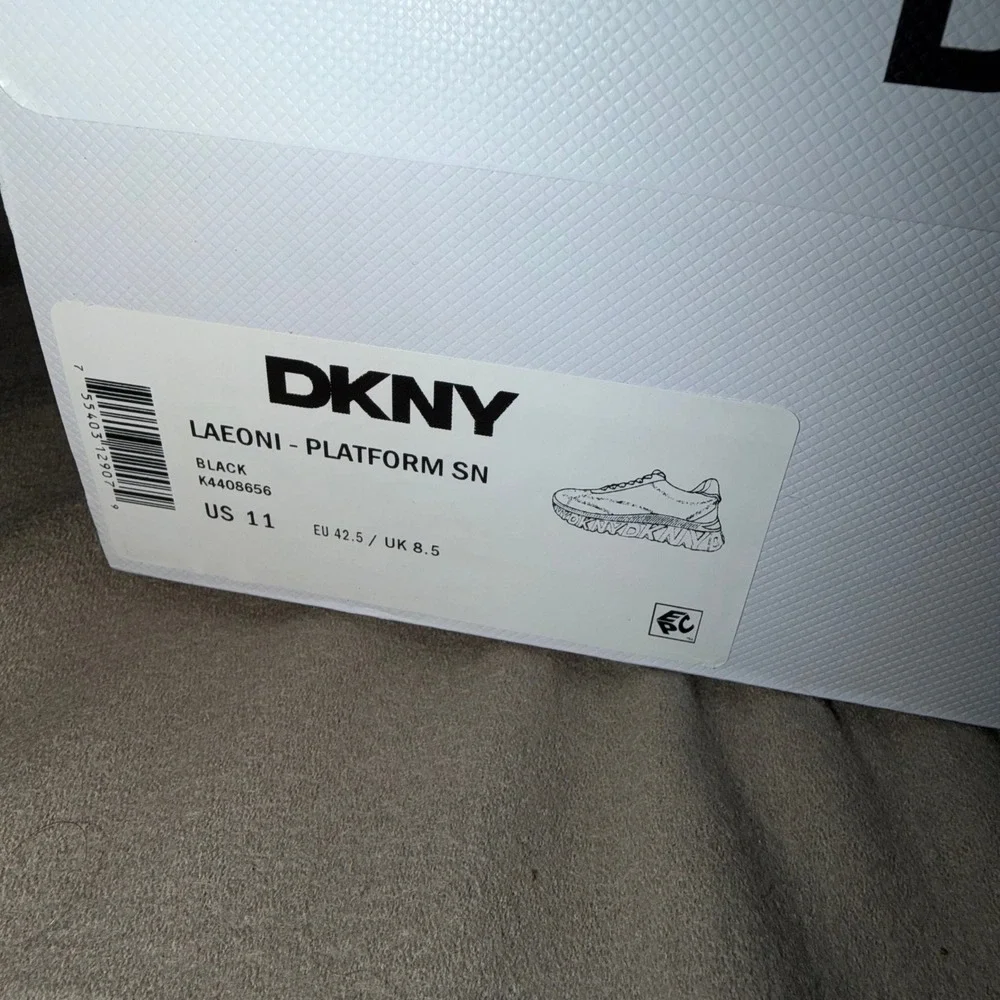 DKNY Laeoni Platform SN Women Black White Suede Chunky Sneakers K4408656 Size 11